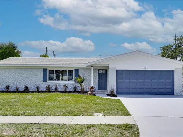 1896 Princeton Dr, Clearwater, FL 33765