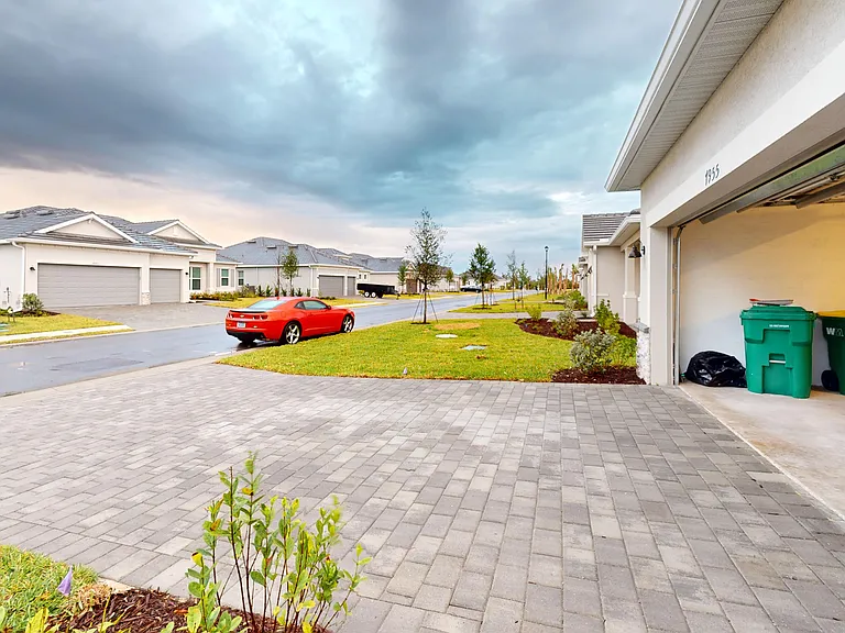 7913 Lakes Edge Ln — Photo 22