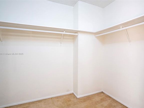 4th image of 6770 Indian Creek Dr APT 5