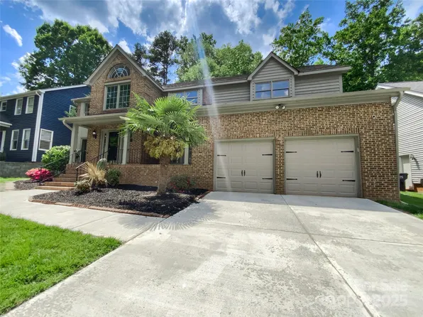 9116 Torrence Creek Ct, Huntersville, NC 28078