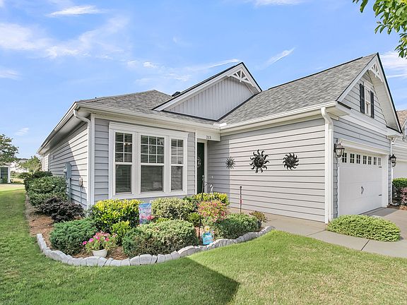 2nd image of 213 Fall Crossing Pl