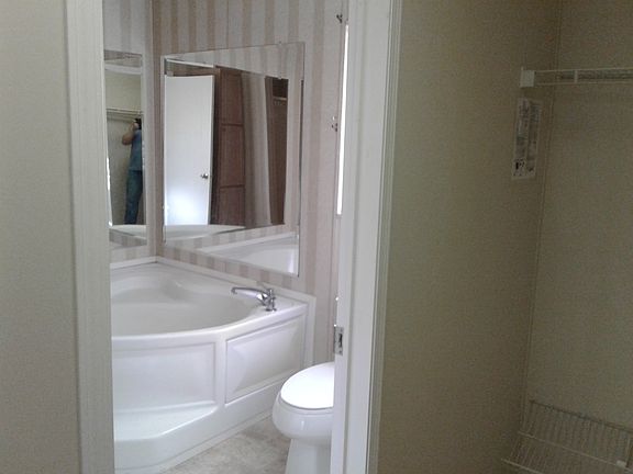 5th image of 179 Green Meadow Ln