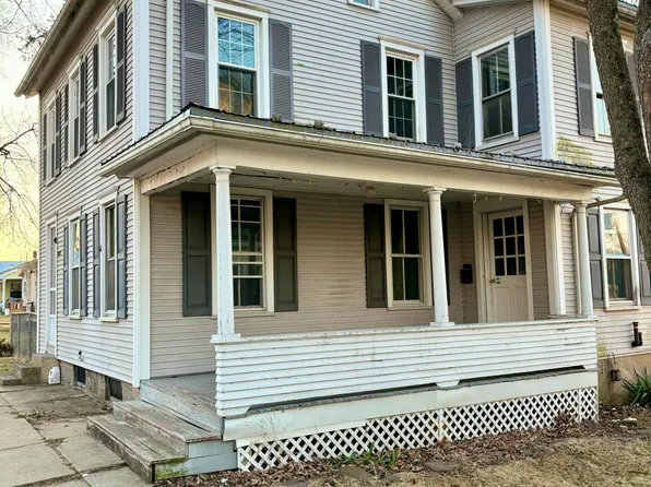 624 Market St, Mifflinburg, PA 17844