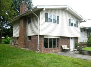 22 E Eagle Ln, Keyser, WV 26726