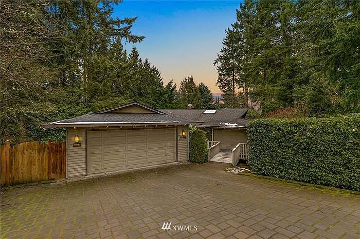 1st image of 12814 NE 5th Pl