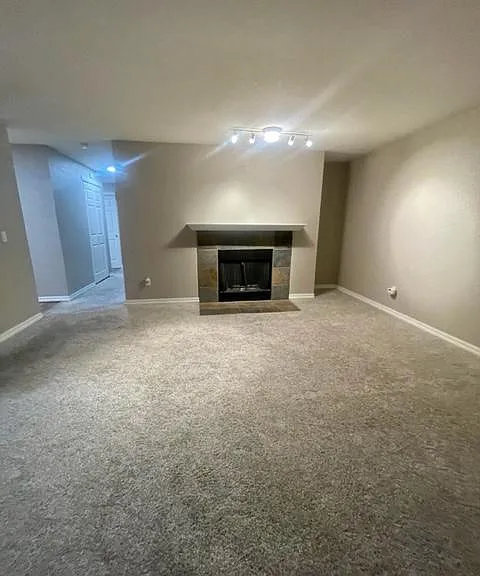 1700 W Sunn Fjord Ln — Photo 8