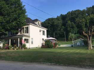 312 Koontz Ave, Clendenin, WV 25045