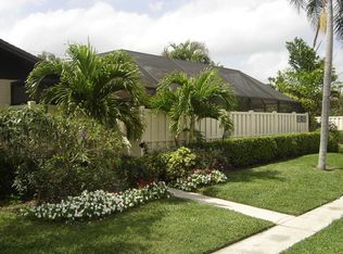 5772 Golden Eagle Cir, Palm Beach Gardens, FL 33418