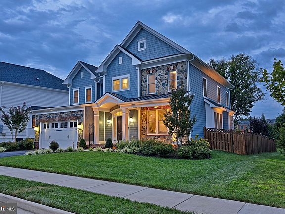 2nd image of 9691 Parkland Meadow Ln