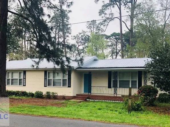 142 Forest St, Jesup, GA 31546