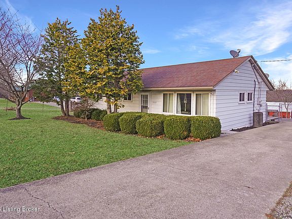 4th image of 2649 Fort Pickens Rd