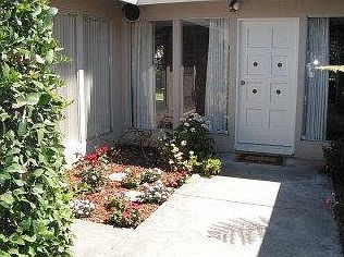 2nd image of 1002 Hollenbeck Ave