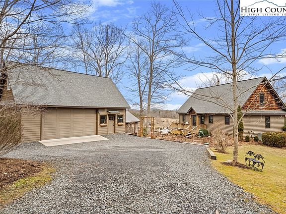 2nd image of 560 Falcon Ridge Drive
