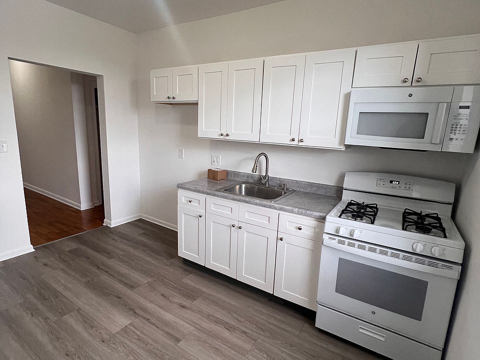 1st image of 9101 Kennedy Blvd #C4