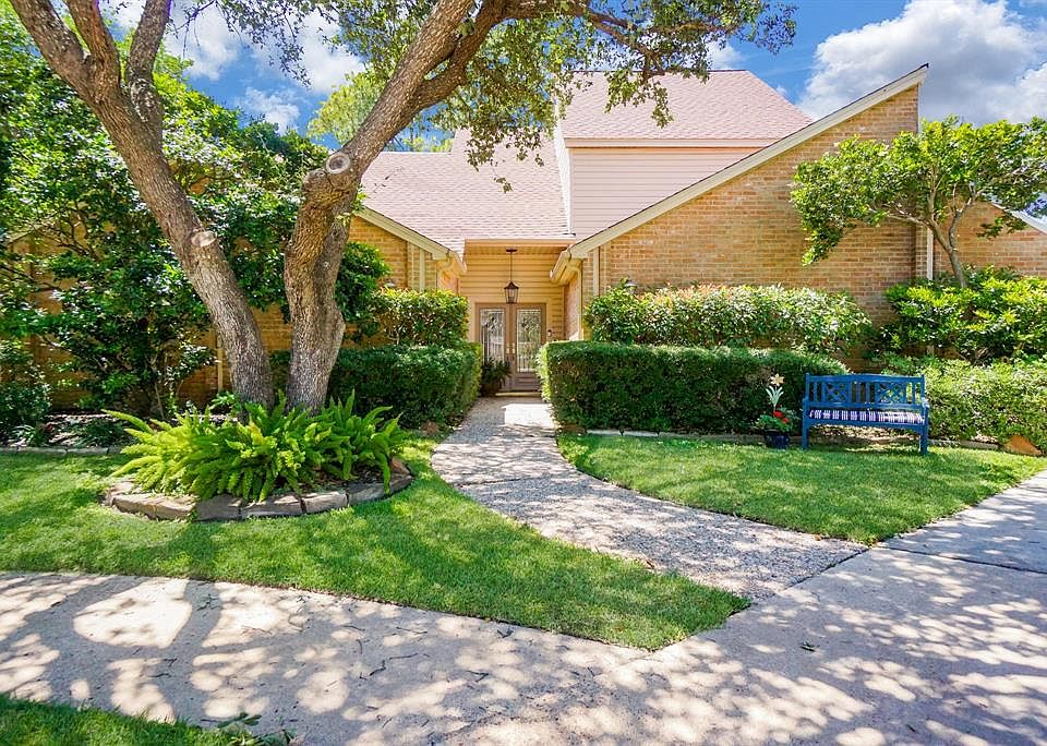 1st image of 11827 Drexelbrook Dr