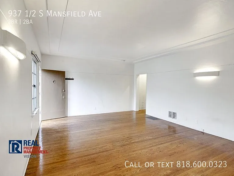 937 1/2 S Mansfield Ave — Photo 8