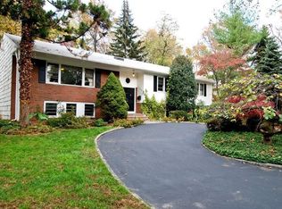 10 Walden Ln, Rye, NY 10580