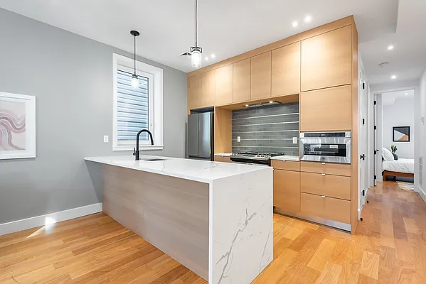 Rented by Brooklyn Rentals NYC | media 4