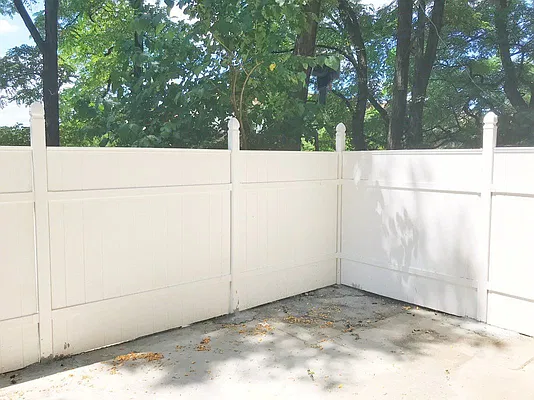 Rented by Bohemia Realty Group | media 8