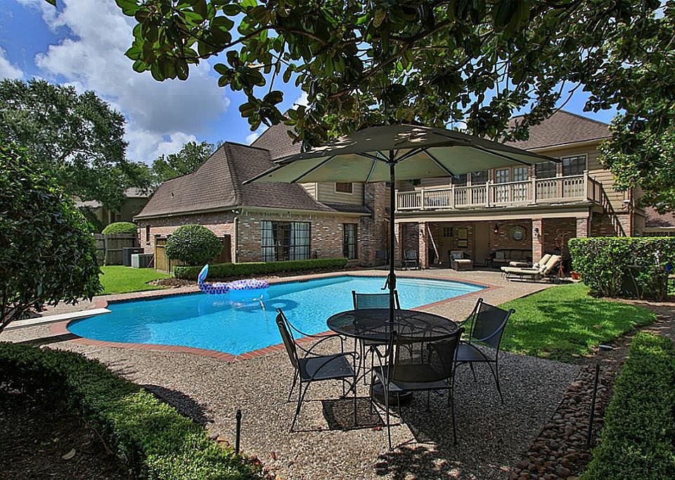 1st image of 920 Cranberry Hill Ct