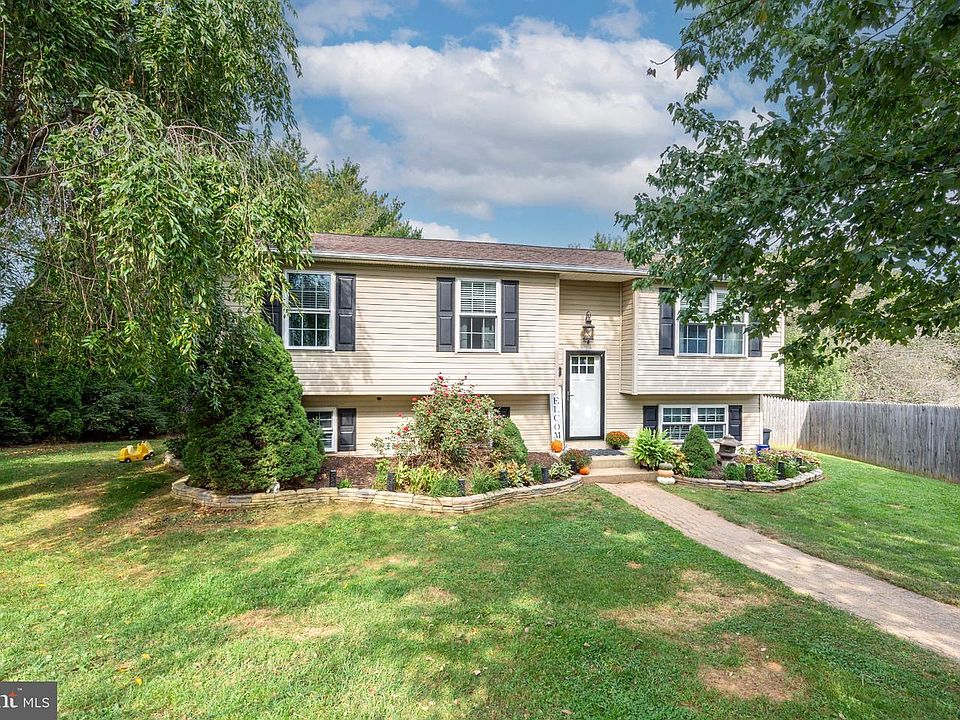 1st image of 3322 Sutton Ct