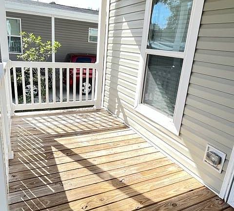 4th image of 819 Egret Ln