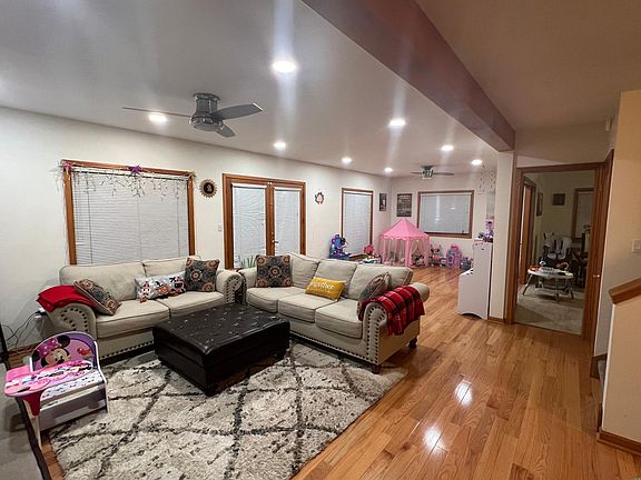 spacious living room