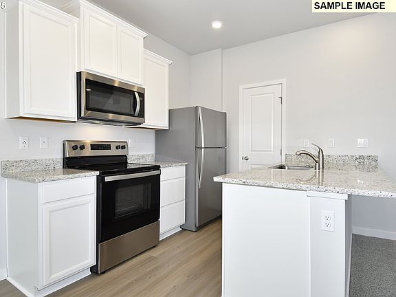 5th image of 1344 NE Clark Ave