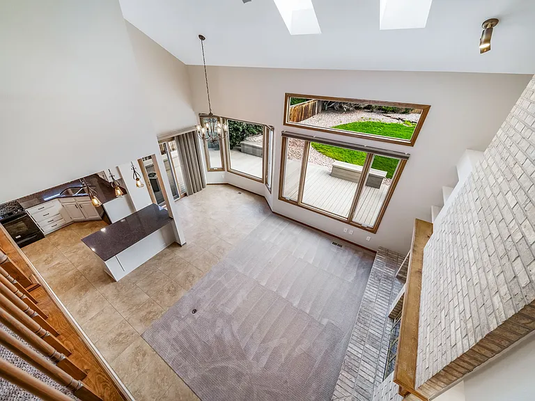 6793 Blackhawk Ct — Photo 46
