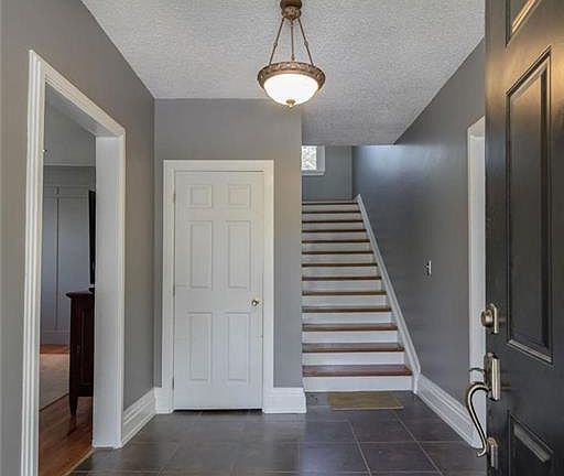 3rd image of 920 Barnett Ave