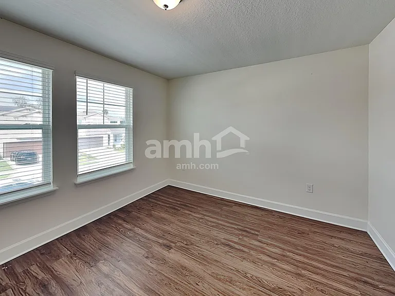4540 Reisswood Loop — Photo 20