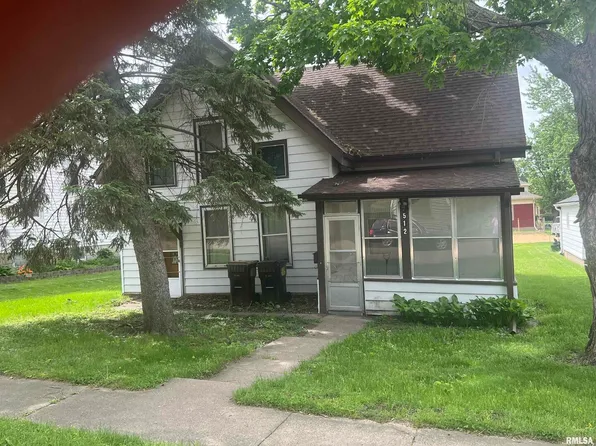 512 9th Ave, Fulton, IL 61252