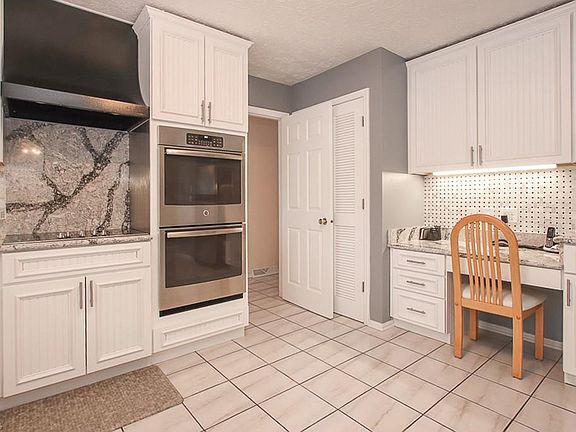 5th image of 104 Kristen Ct