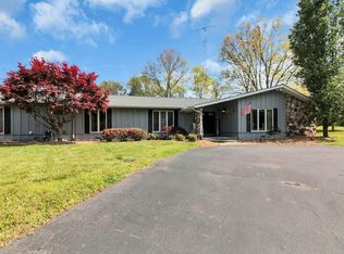 455 Country Club Loop, Paris, TN 38242
