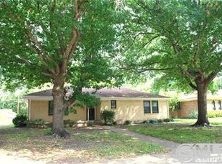 2319 Homeway Cir, Dallas, TX 75228