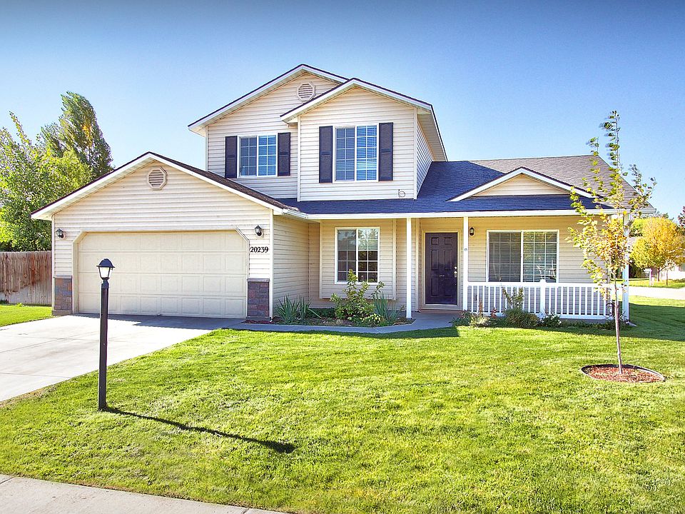 1st image of 20239 Colebrook Ave