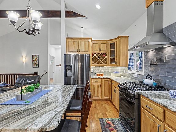 2nd image of 340 Country Mountain Ridge Dr