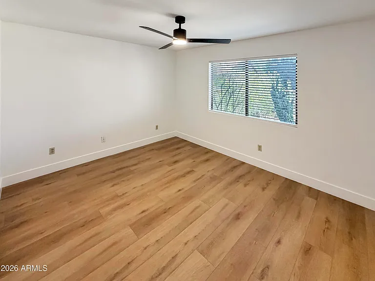 14607 N Olympic Way — Photo 11