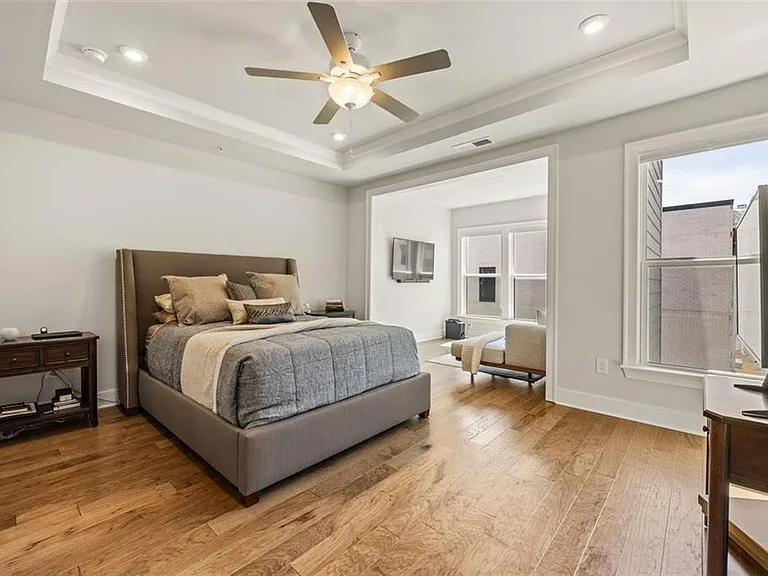 2145 Burnside Dr NW — Photo 25