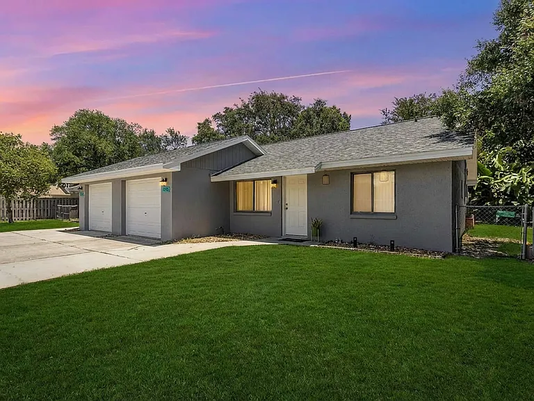 1481 Mosswood Dr — Photo 1