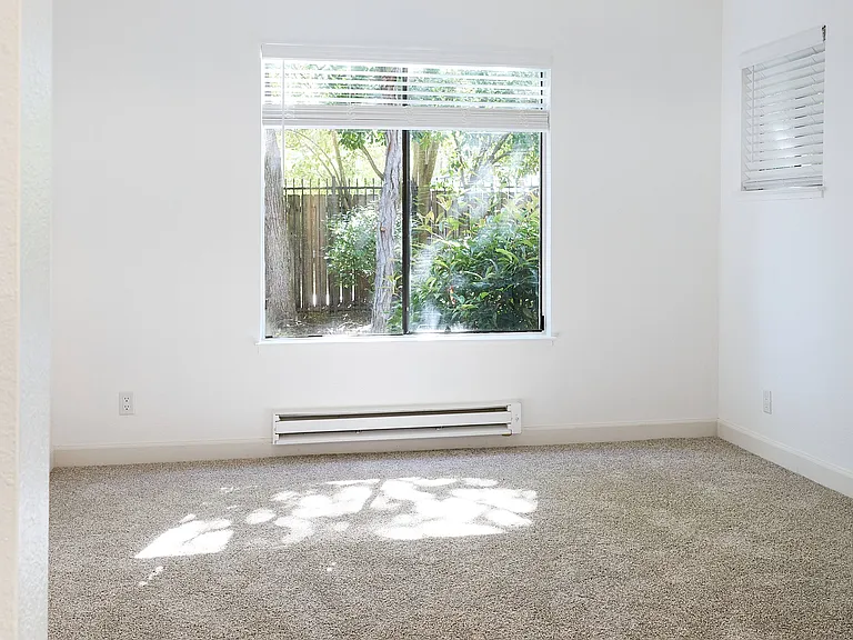Monte Vista Apartments — Photo 11