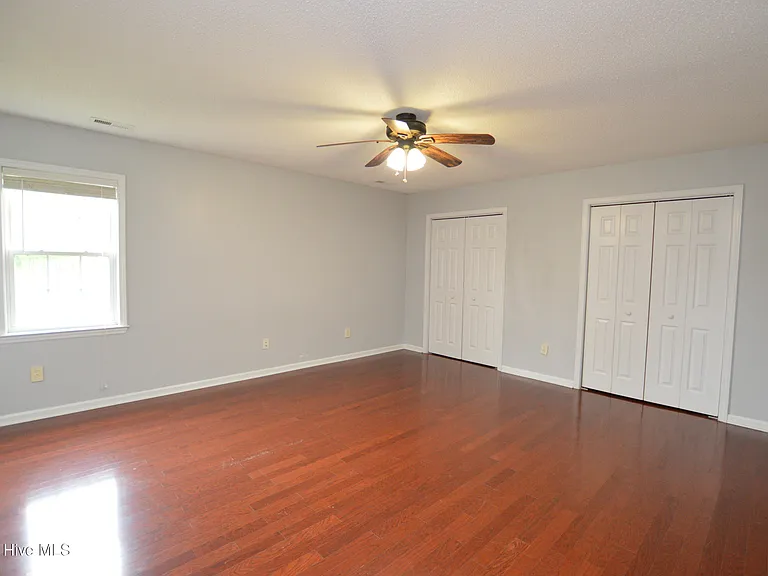 107 Esquire Dr — Photo 21