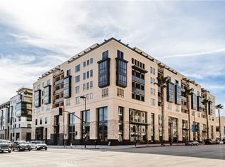 39 S Los Robles Ave #3006, Pasadena, CA 91101