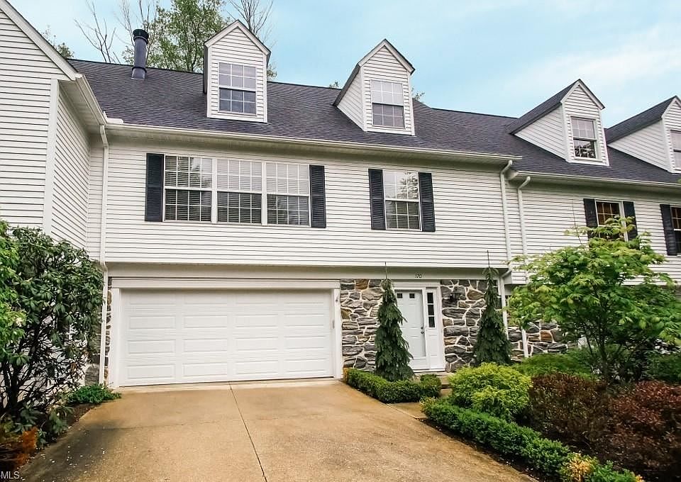 1st image of 170 Commons Ct #21