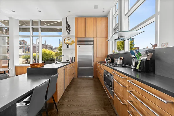 Rented by Easton Properties | media 5