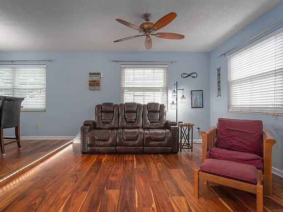 3rd image of 2232 Harn Blvd