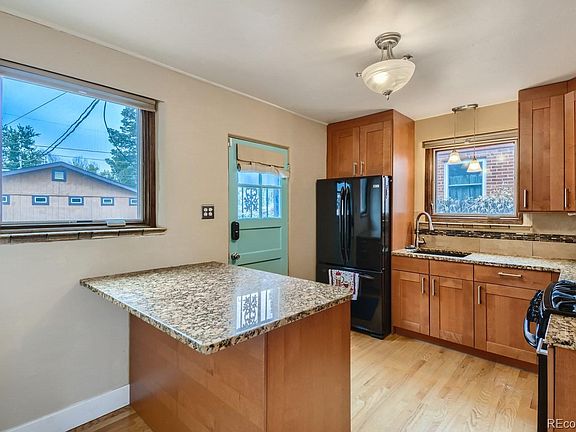 4th image of 1450 Olive St