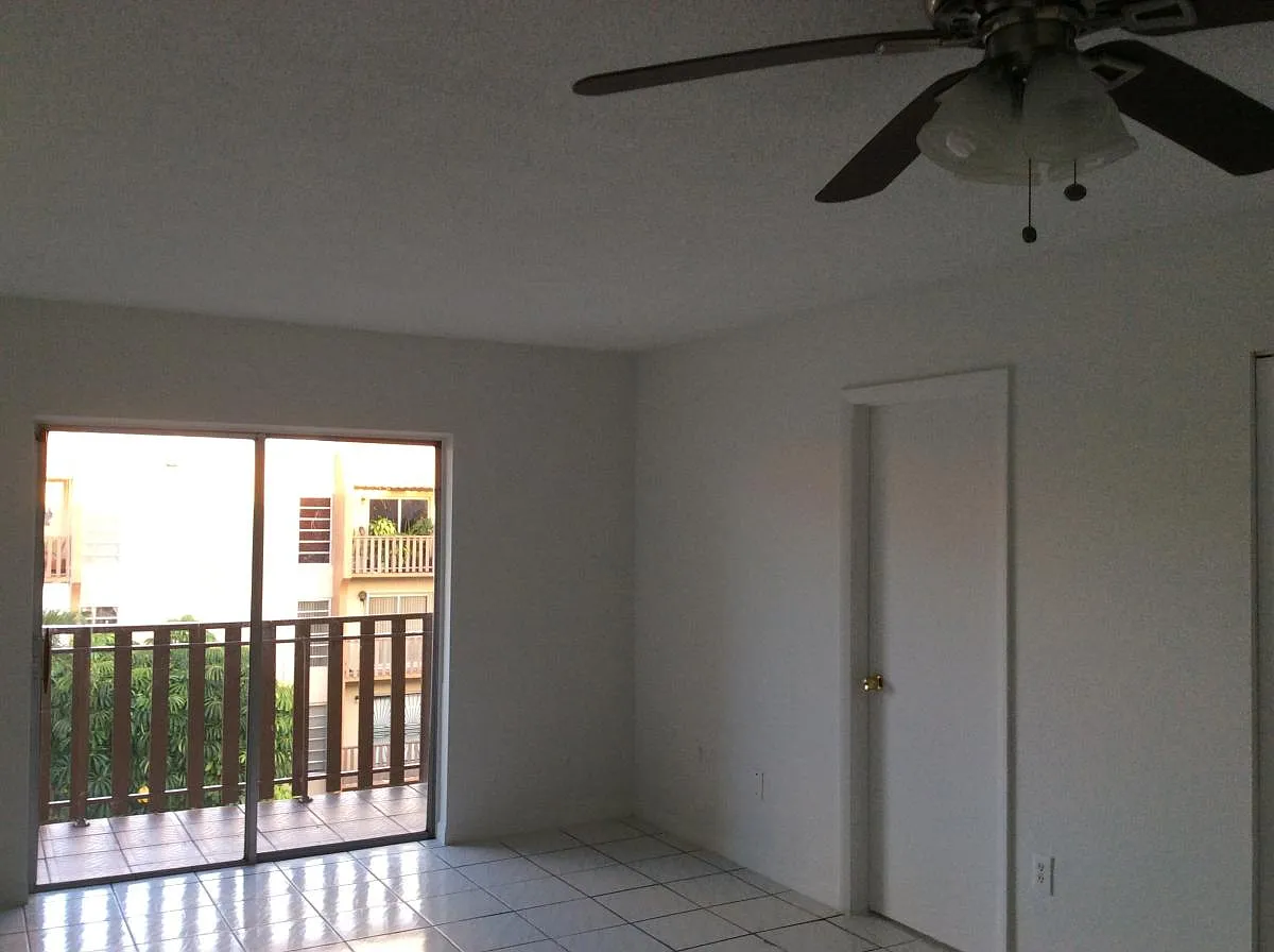 2 bed, 782 sqft, $2,200 — Photo 4