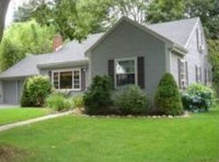 27 Sagamore Rd, Marblehead, MA 01945