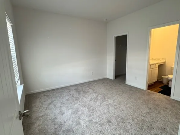 760 Oakmont Trce, Canton, GA 30114